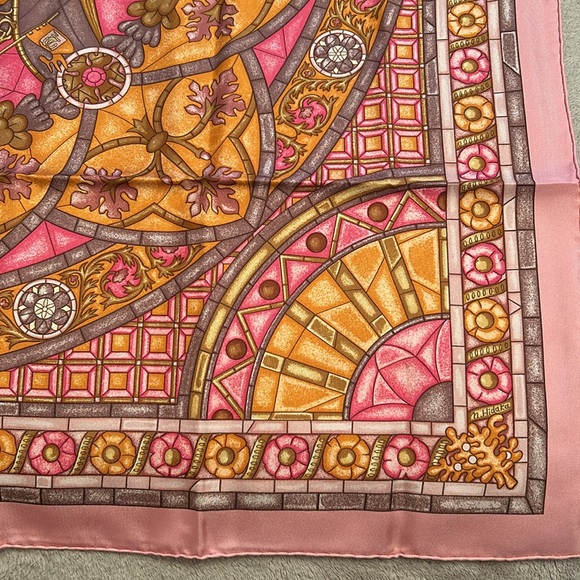 Hermes Lumieres de Paris Silk Scarf, NIB - Picture 10 of 12